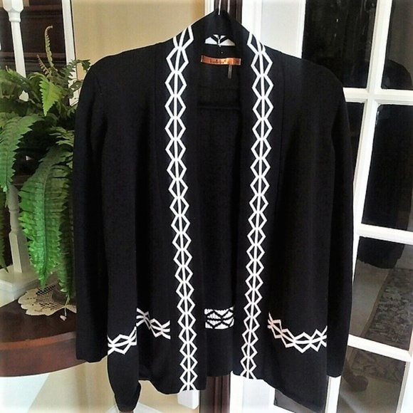 Belldini Sweaters - Dramatic!  Belldini Sweater Like New XL